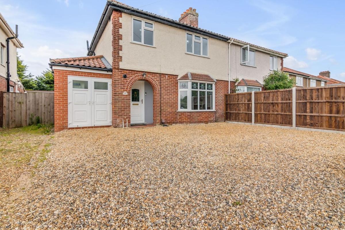 4Br Long Stays Free Parking High Speed Wi-Fi Horsford Exterior photo