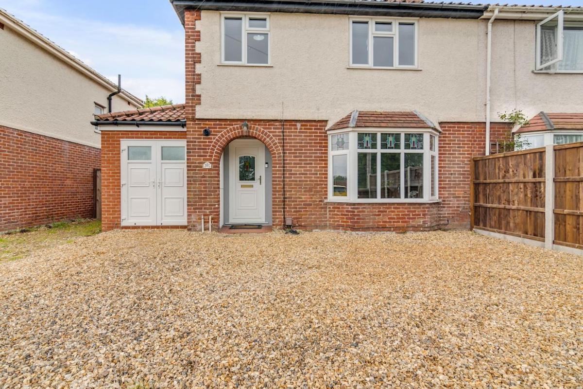 4Br Long Stays Free Parking High Speed Wi-Fi Horsford Exterior photo